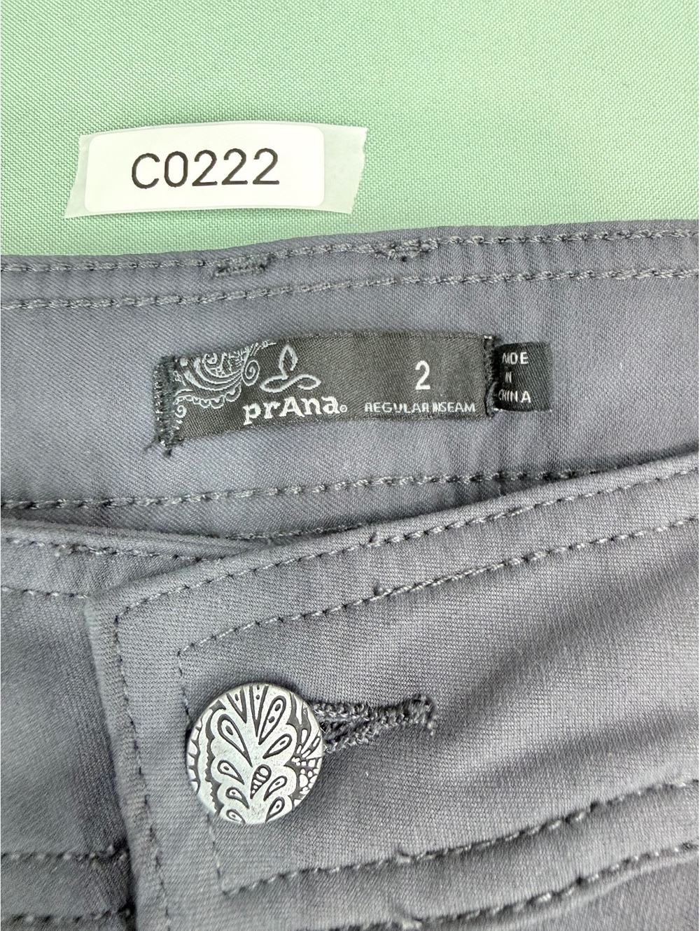 Prana Women's Size 2 Gray Regular Inseam Casual Pants with Button Detail